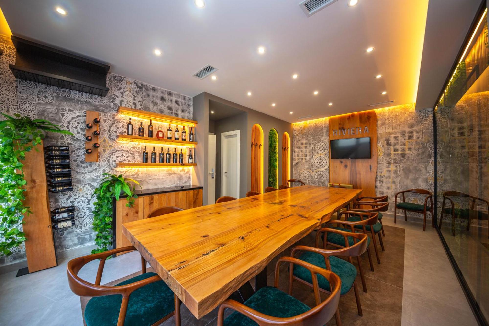 Hotel Riviera Kamez Εξωτερικό φωτογραφία