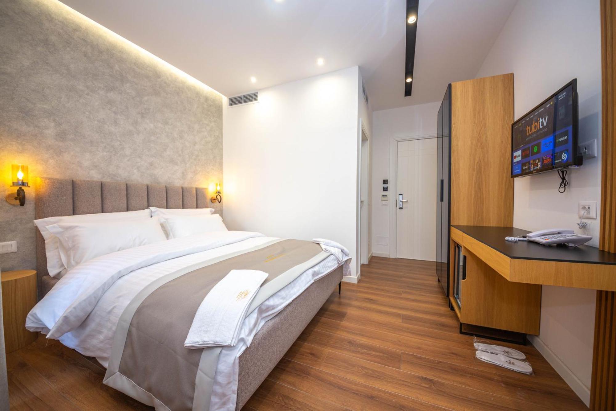 Hotel Riviera Kamez Εξωτερικό φωτογραφία