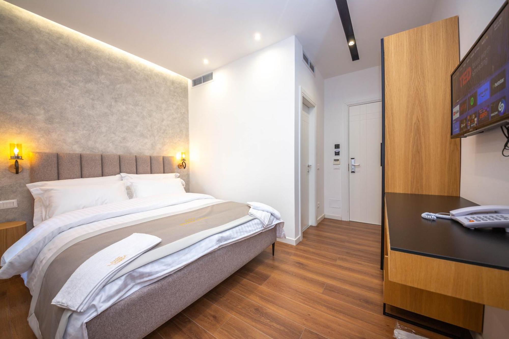 Hotel Riviera Kamez Εξωτερικό φωτογραφία