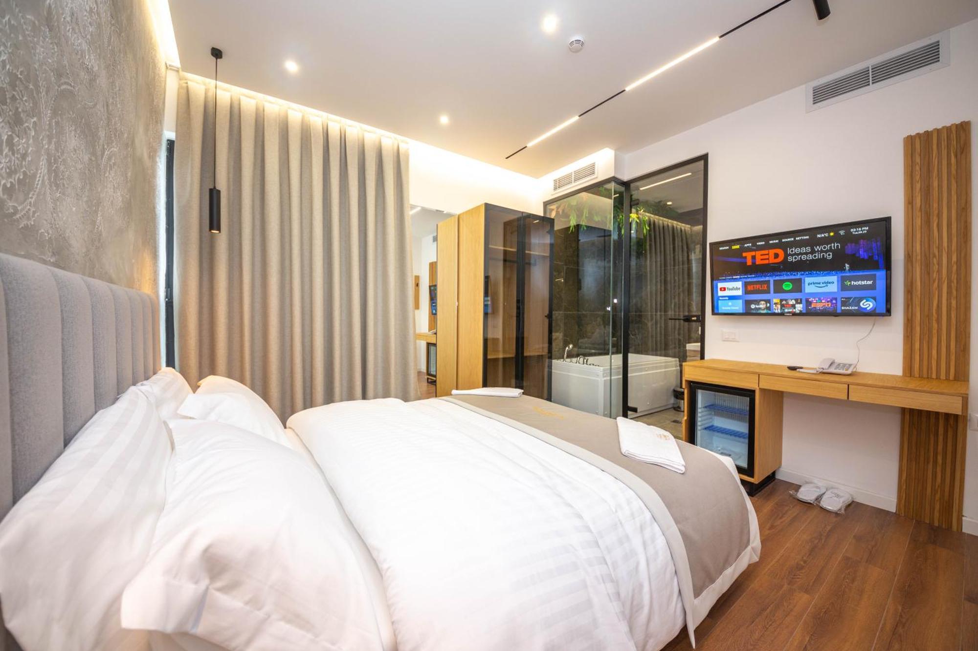 Hotel Riviera Kamez Εξωτερικό φωτογραφία